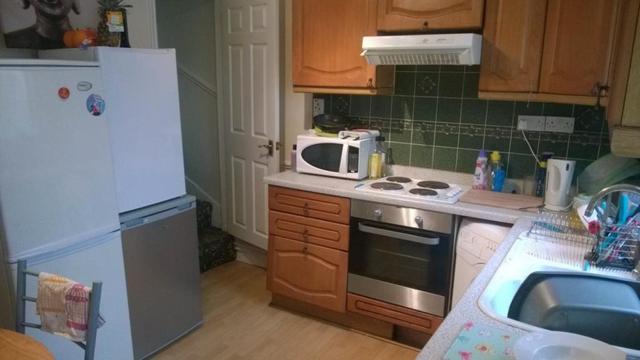  Image of 4 Bedroom Property to rent at Popular 4 bed - dont miss out!!
