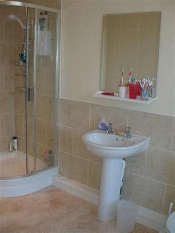  Image of 6 Bedroom Property to rent at ALL INCLUSIVE 6 BED, CROOKES