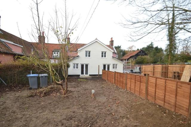 Image of 2 Bedroom Cottage for sale at Woodcroft Ufford