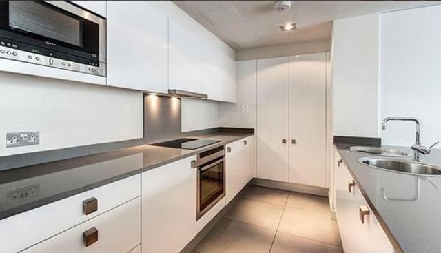  Image of 2 Bedroom Flat to rent at FULHAM ROAD, CHELSEA, SW3