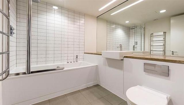  Image of 2 Bedroom Flat to rent at FULHAM ROAD, CHELSEA, SW3
