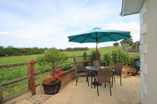  Image of 2 Bedroom Retirement Property for sale at Yew Tree Park, Nr. Stone, Staffs,  ST5 4EN