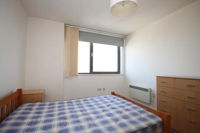  Image of 2 Bedroom Flat to rent at Kelday Heights, Spencer Way, London, E1