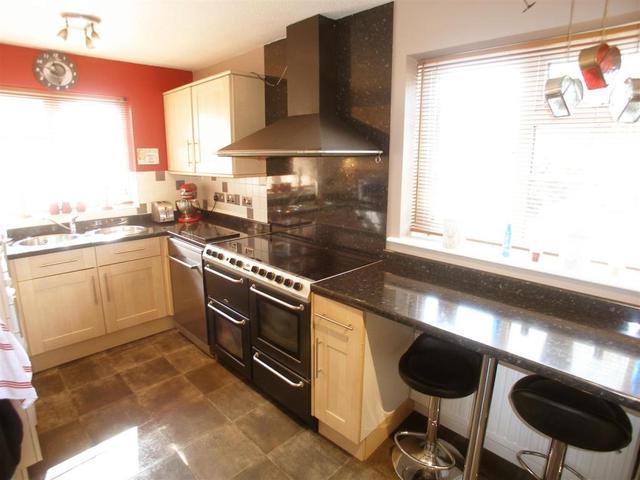  Image of 3 Bedroom Detached for sale at Thorley Park, Bishop