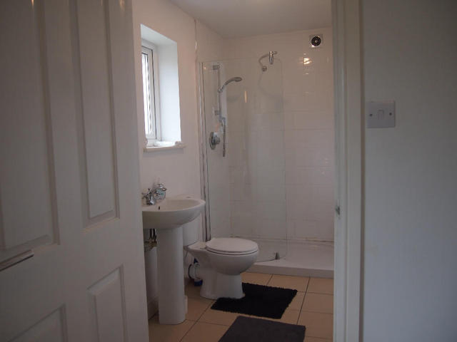  Image of 4 Bedroom Semi-Detached to rent at Cecil Road, SA4