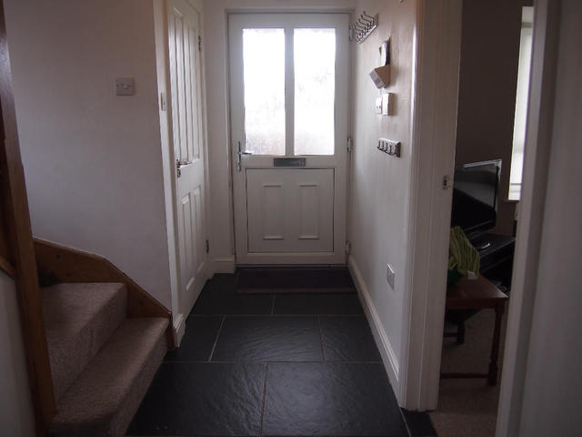  Image of 4 Bedroom Semi-Detached to rent at Cecil Road, SA4