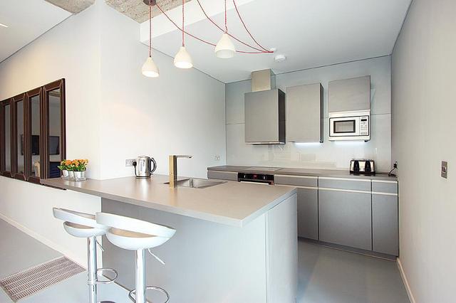  Image of 2 Bedroom Flat to rent at Bray Place, London, SW3