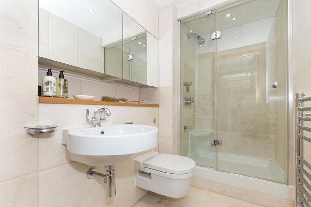  Image of 1 Bedroom Flat to rent at New Providence Wharf, Canary Wharf, E14