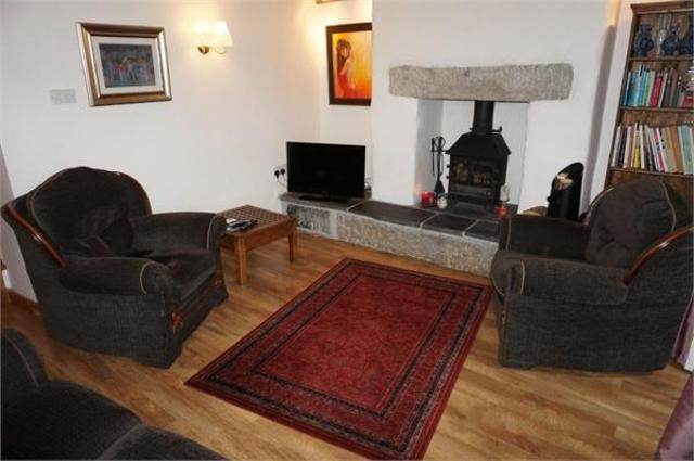 Image of 2 Bedroom Cottage for sale at Chapel Row, Tremar Coombe, Liskeard, Cornwall