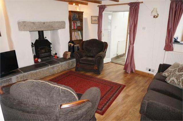  Image of 2 Bedroom Cottage for sale at Chapel Row, Tremar Coombe, Liskeard, Cornwall