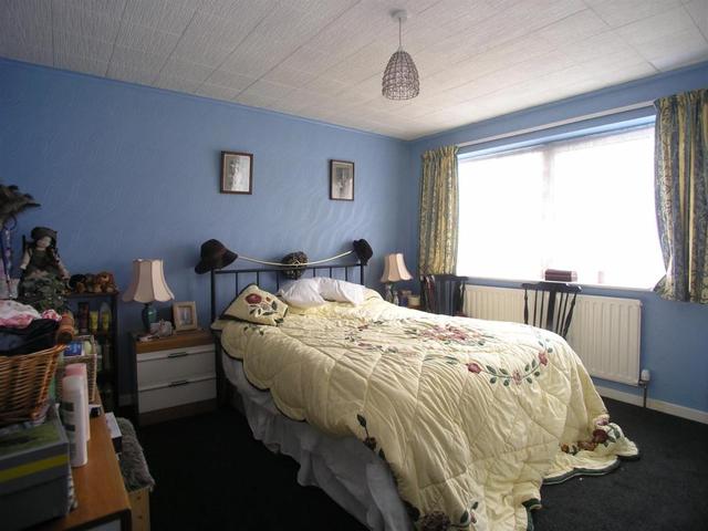  Image of 3 Bedroom Semi-Detached for sale at Sawbridgeworth