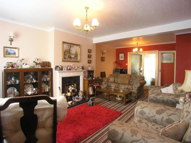  Image of 3 Bedroom Semi-Detached for sale at Sawbridgeworth