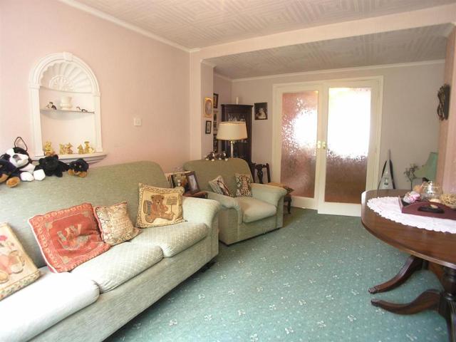  Image of 3 Bedroom Semi-Detached for sale at Sawbridgeworth