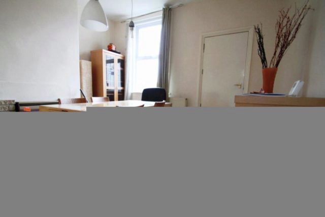  Image of 3 Bedroom Property to rent at Lovely 3 bed, 2 bathroom house.