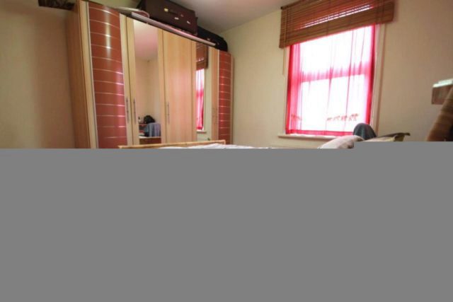  Image of 3 Bedroom Property to rent at Lovely 3 bed, 2 bathroom house.