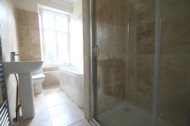 Image of 6 Bedroom Property to rent at 6 Bed house, Fulwood Rd, S10