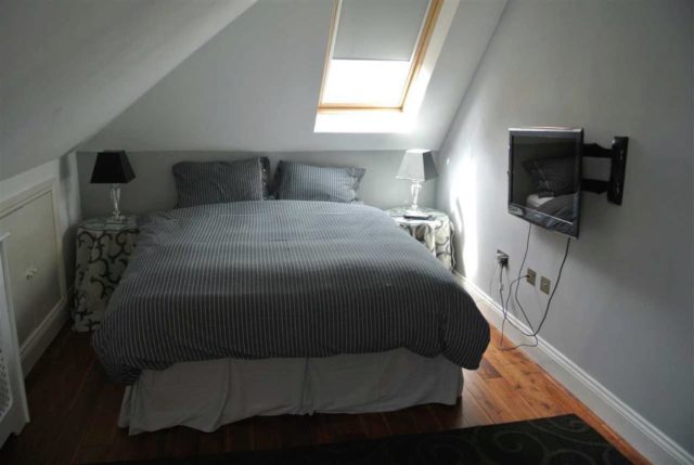  Image of Studio to rent at Creffield Road, Ealing, London