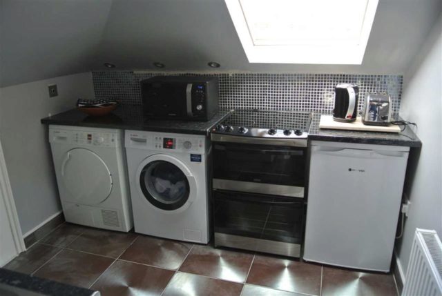  Image of Studio to rent at Creffield Road, Ealing, London