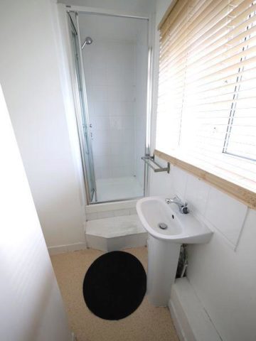  Image of 1 Bedroom Houses to rent at Windmill House, Westferry Road, Limehouse, E14