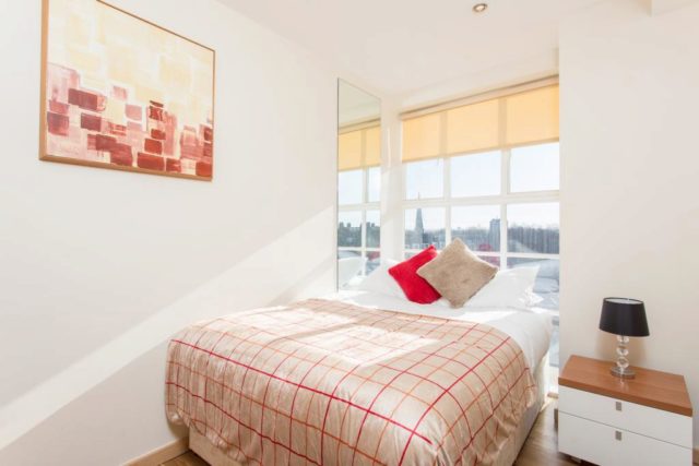  Image of 2 Bedroom Flat to rent at Roland House, Old Brompton Road, South Kensington, SW7