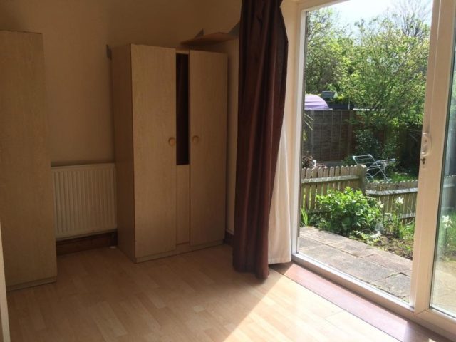  Image of 2 Bedroom Semi-Detached Bungalow to rent at Two Double Bedroom Bungalow Wembley