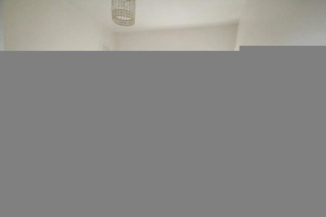  Image of 3 Bedroom End of Terrace for sale at Waddon, Croydon