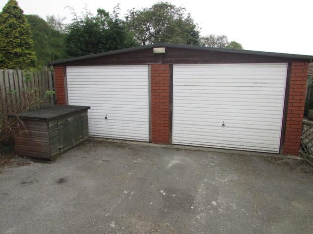  Image of 4 Bedroom Detached to rent at Seckar Lane, Woolley, Wakefield