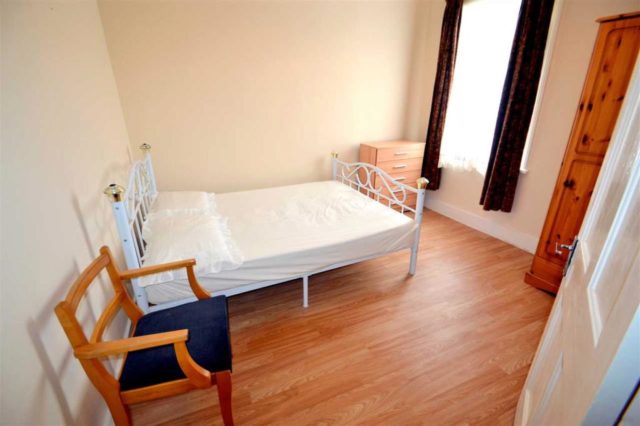  Image of 4 Bedroom Terraced to rent at St Dunstans Road, St Angela