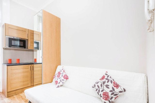  Image of Studio to rent at West Cromwell Road, Earls Court, SW5