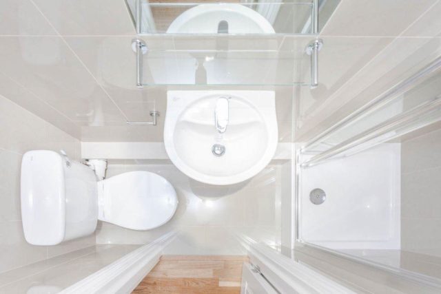  Image of Studio to rent at West Cromwell Road, Earls Court, SW5