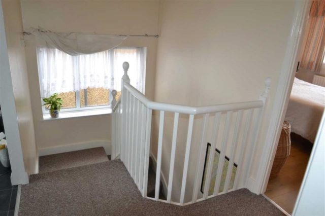  Image of 2 Bedroom Maisonette for sale at Gaysham Avenue, Ilford