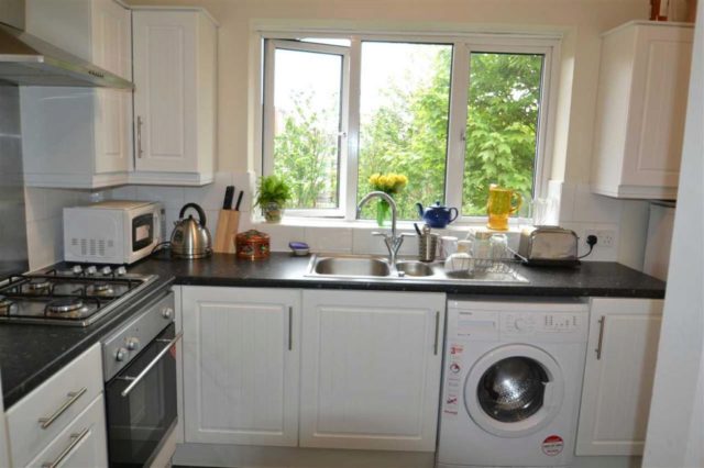 Image of 2 Bedroom Maisonette for sale at Gaysham Avenue, Ilford