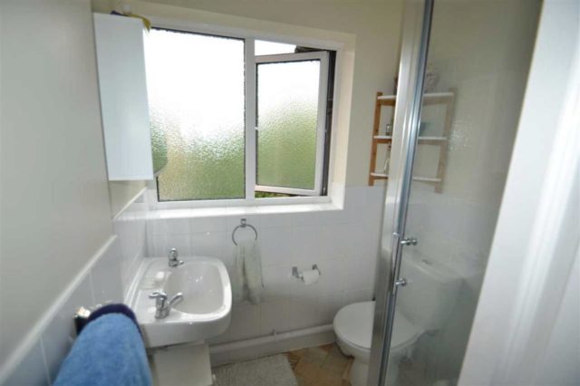  Image of 2 Bedroom Maisonette for sale at Gaysham Avenue, Ilford