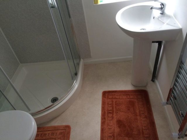  Image of 1 Bedroom Flat to rent at One Double Bedroom Flat Hanwell