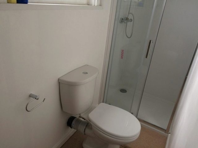  Image of 2 Bedroom Flat to rent at Two Double Bedroom Flat Hanwell