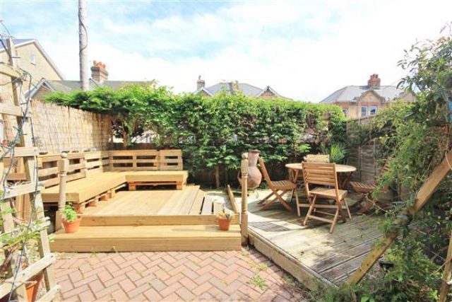  Image of 2 Bedroom Flat for sale at Parkwood Road, Bournemouth