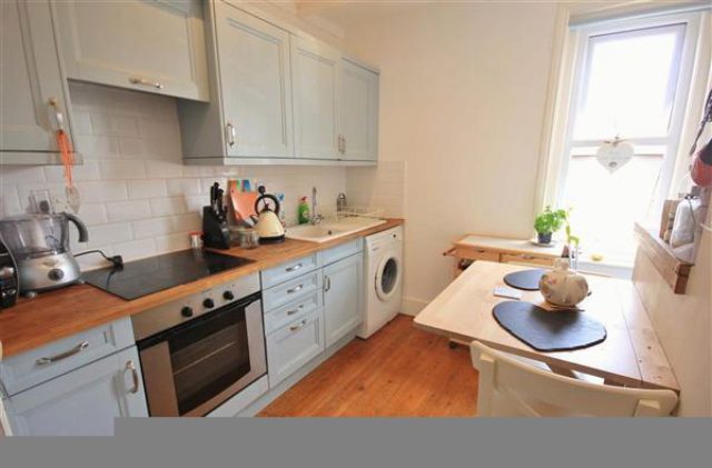  Image of 2 Bedroom Flat for sale at Parkwood Road, Bournemouth