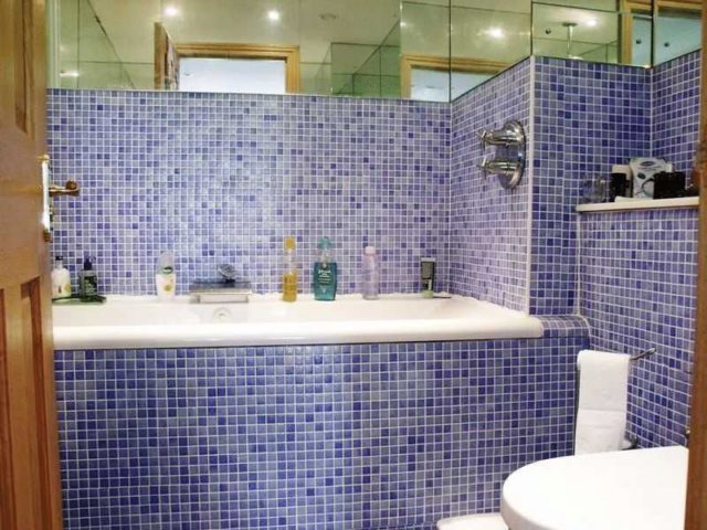  Image of 4 Bedroom Houses for sale at Blyth Road, Bromley