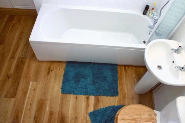  Image of 4 Bedroom Houses for sale at Blyth Road, Bromley