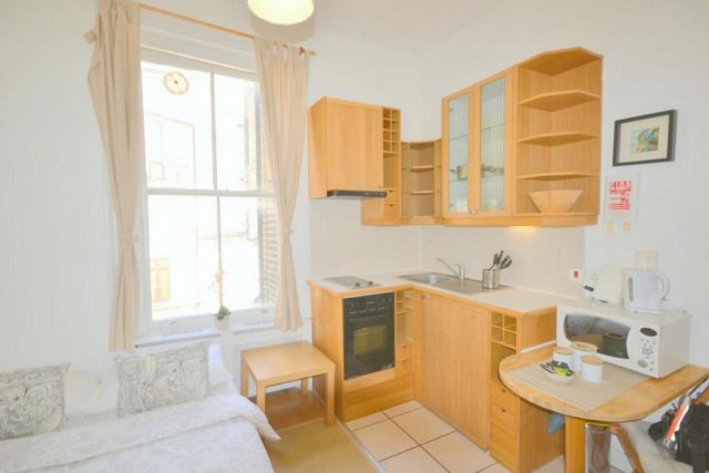  Image of Studio to rent at Gloucester Street, Pimlico, SW1V