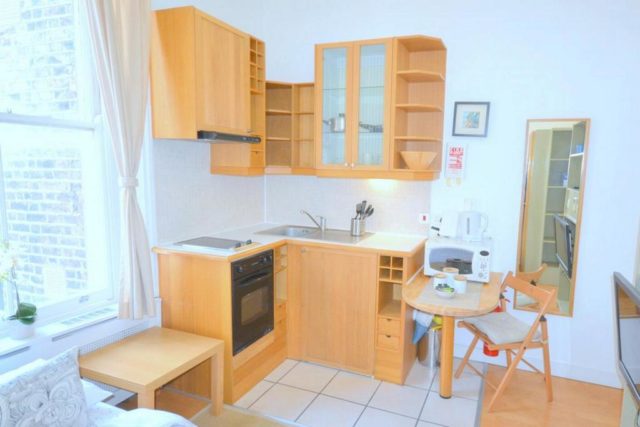  Image of Studio to rent at Gloucester Street, Pimlico, SW1V