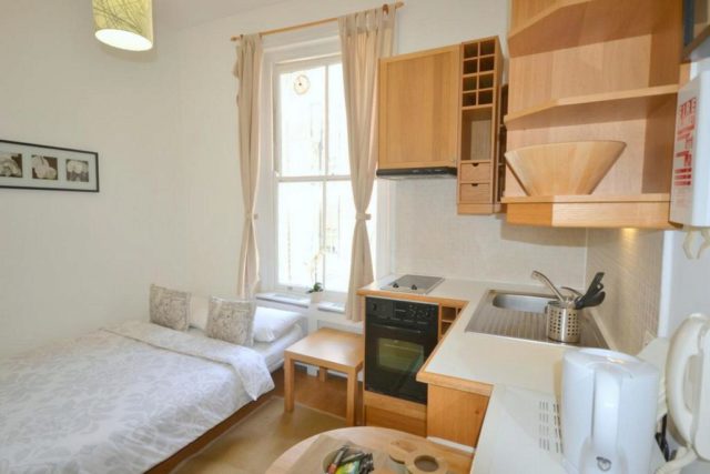  Image of Studio to rent at Gloucester Street, Pimlico, SW1V