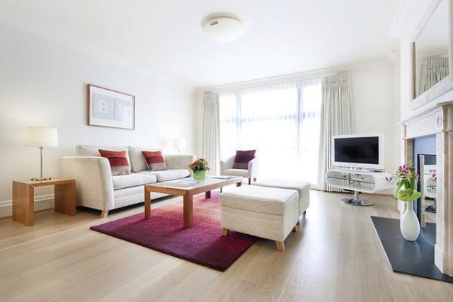  Image of 2 Bedroom Flat to rent at Brick Street, Mayfair, W1J