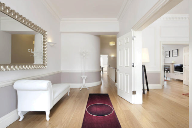  Image of 2 Bedroom Flat to rent at Hertford Street, Mayfair, W1J