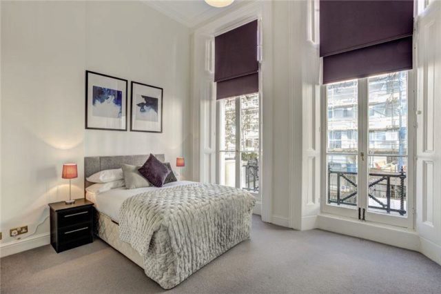  Image of 2 Bedroom Flat to rent at Lexham Gardens, South Kensington, W8