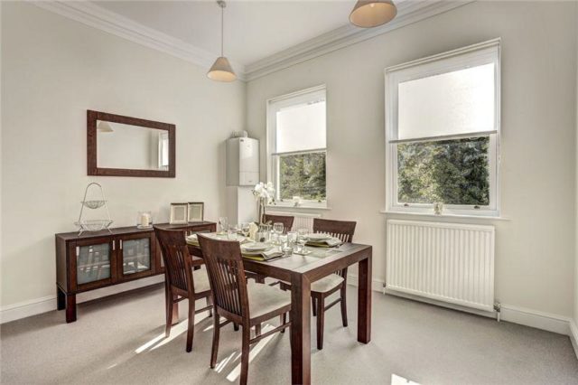  Image of 2 Bedroom Flat to rent at Lexham Gardens, South Kensington, W8