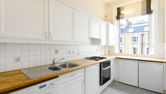  Image of 2 Bedroom Flat to rent at Lexham Gardens, South Kensington, W8