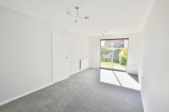  Image of 2 Bedroom Detached Bungalow to rent at Ruskin Avenue, Muscliff, Bournemouth