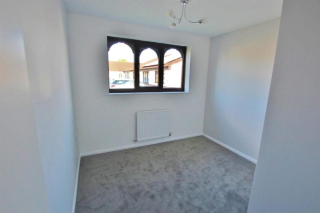  Image of 2 Bedroom Detached Bungalow to rent at Ruskin Avenue, Muscliff, Bournemouth