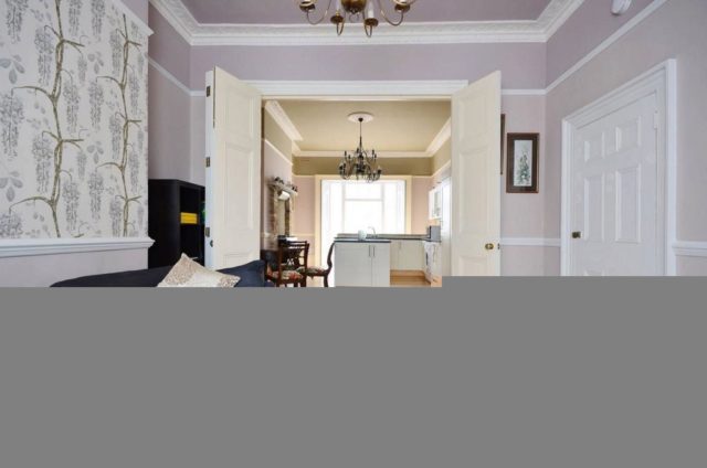  Image of 2 Bedroom Flat to rent at Lexham Gardens, Kensington, W8